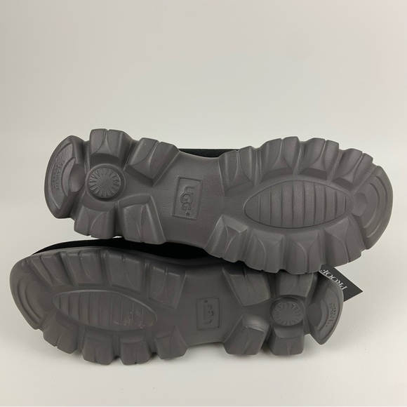 UGG Palomar Black Waterproof Suede Snow Ankle Boots size 8.5 - Picture 7 of 9